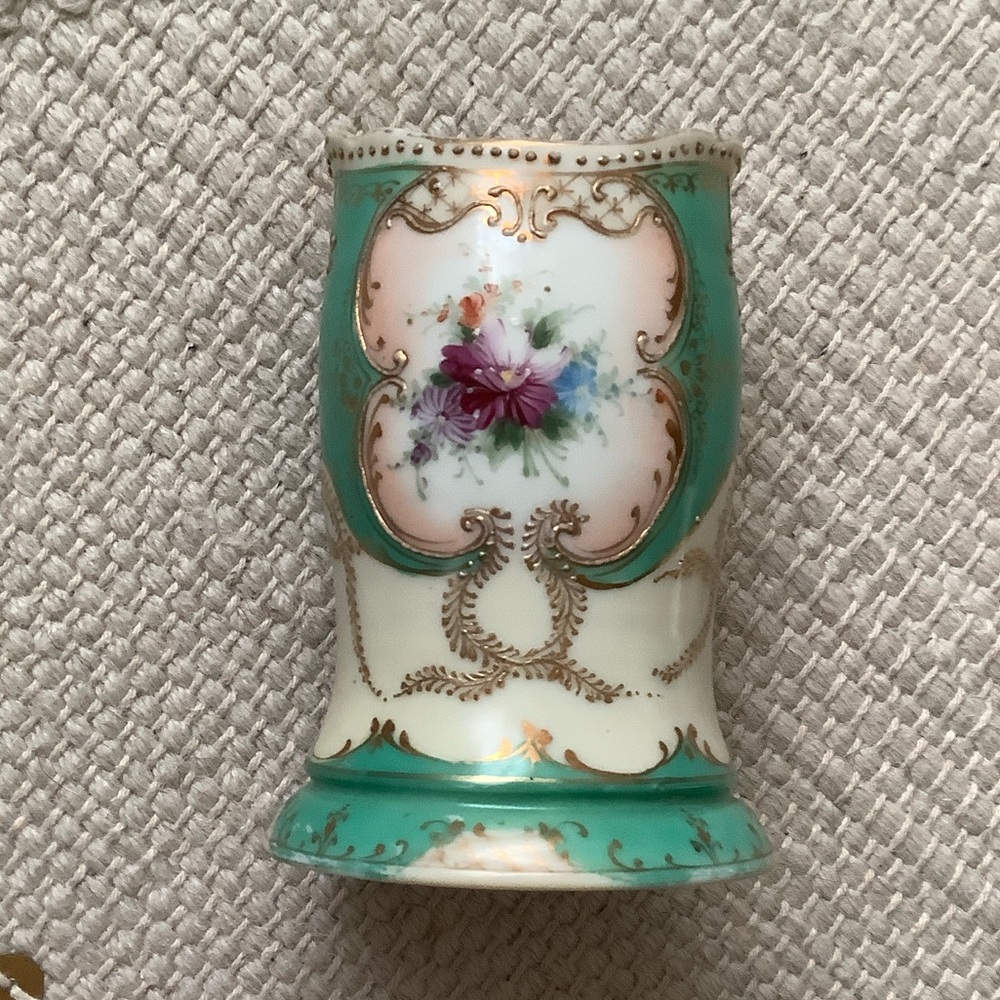 Elegant Floral Ceramic Vase